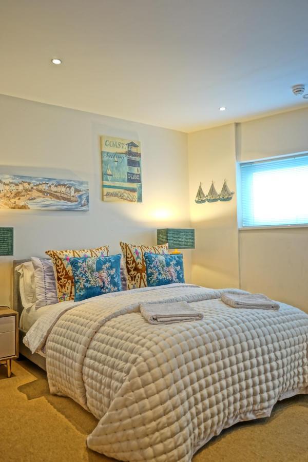 Beach On The Doorstep Meridian Tower Marina Swansea Appartement Buitenkant foto