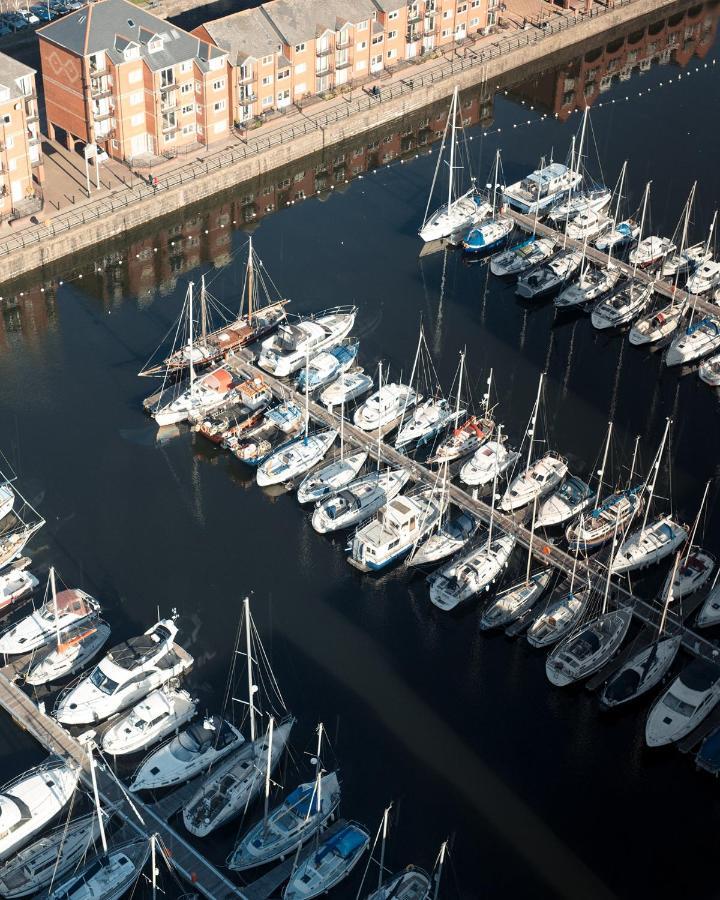 Beach On The Doorstep Meridian Tower Marina Swansea Appartement Buitenkant foto